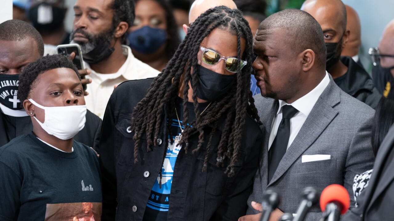 Andrew Brown Jr.'s family plan to watch bodycam video of shooting - TheGrio