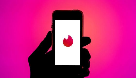 Tinder Adds THIS New Feature To Help You Avoid Awkward Moments With People You Know
