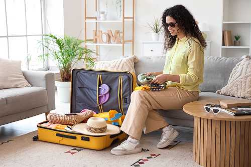7 ways to save money on holiday travel 7 ways to save money on holiday travel